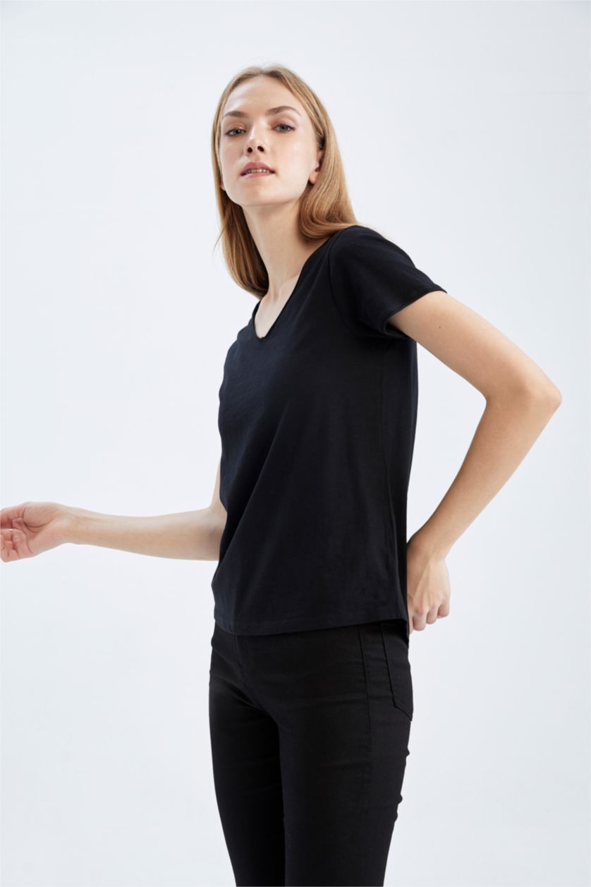Kadın Siyah Regular Fit V Yaka Basic Düz  Kısa Kollu %100 Pamuk Tişört