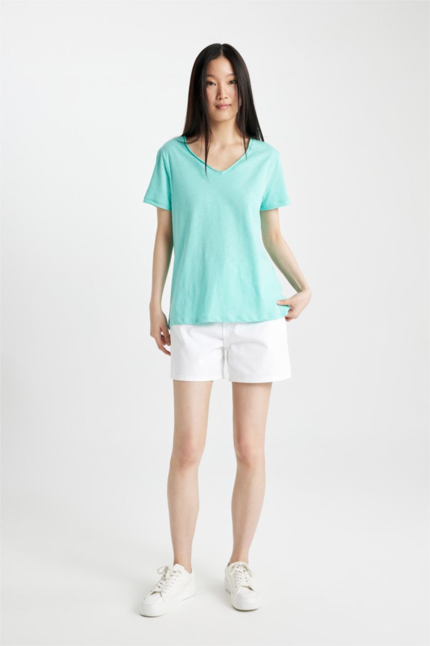 Woman Light Green Regular Fit V-neck Short Sleeve T-Shirt