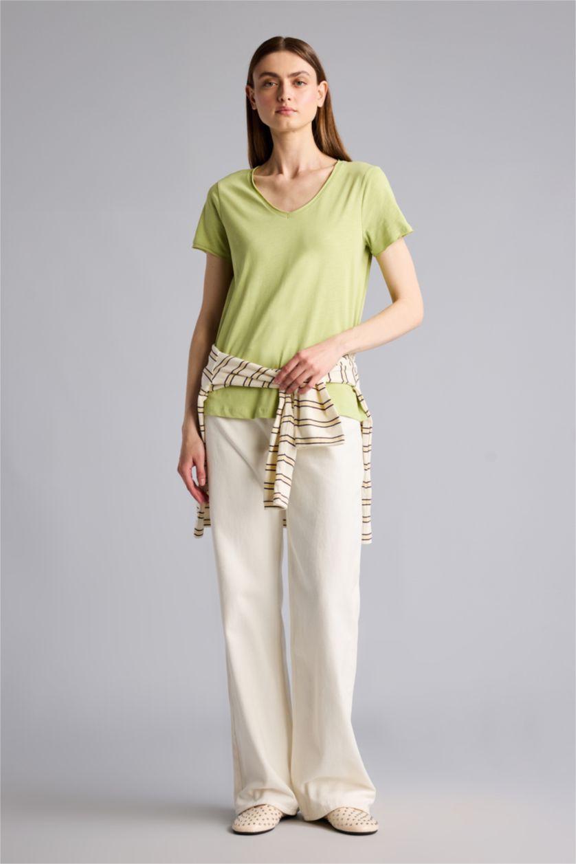 Kadın Açık Yeşil Regular Fıt Basıc Kısa Kollu Tişört