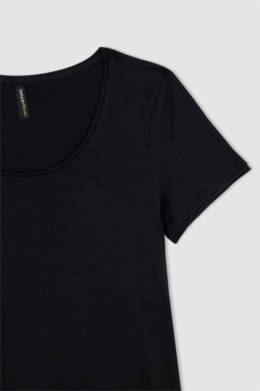 WOMAN Black Regular Fit Crew Neck Short Sleeve T-Shirt