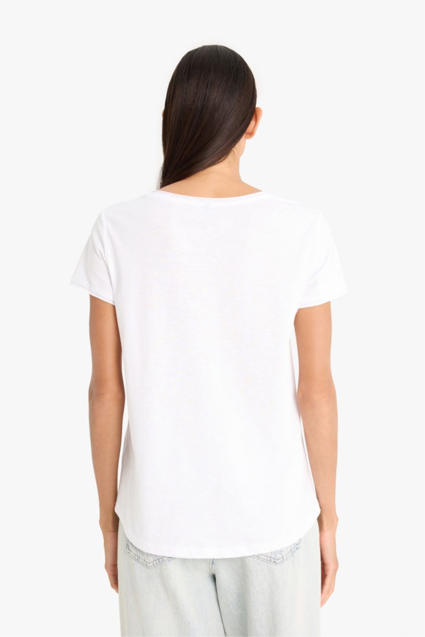 Woman White Regular Fit Round Collar Basic White T-Shirt