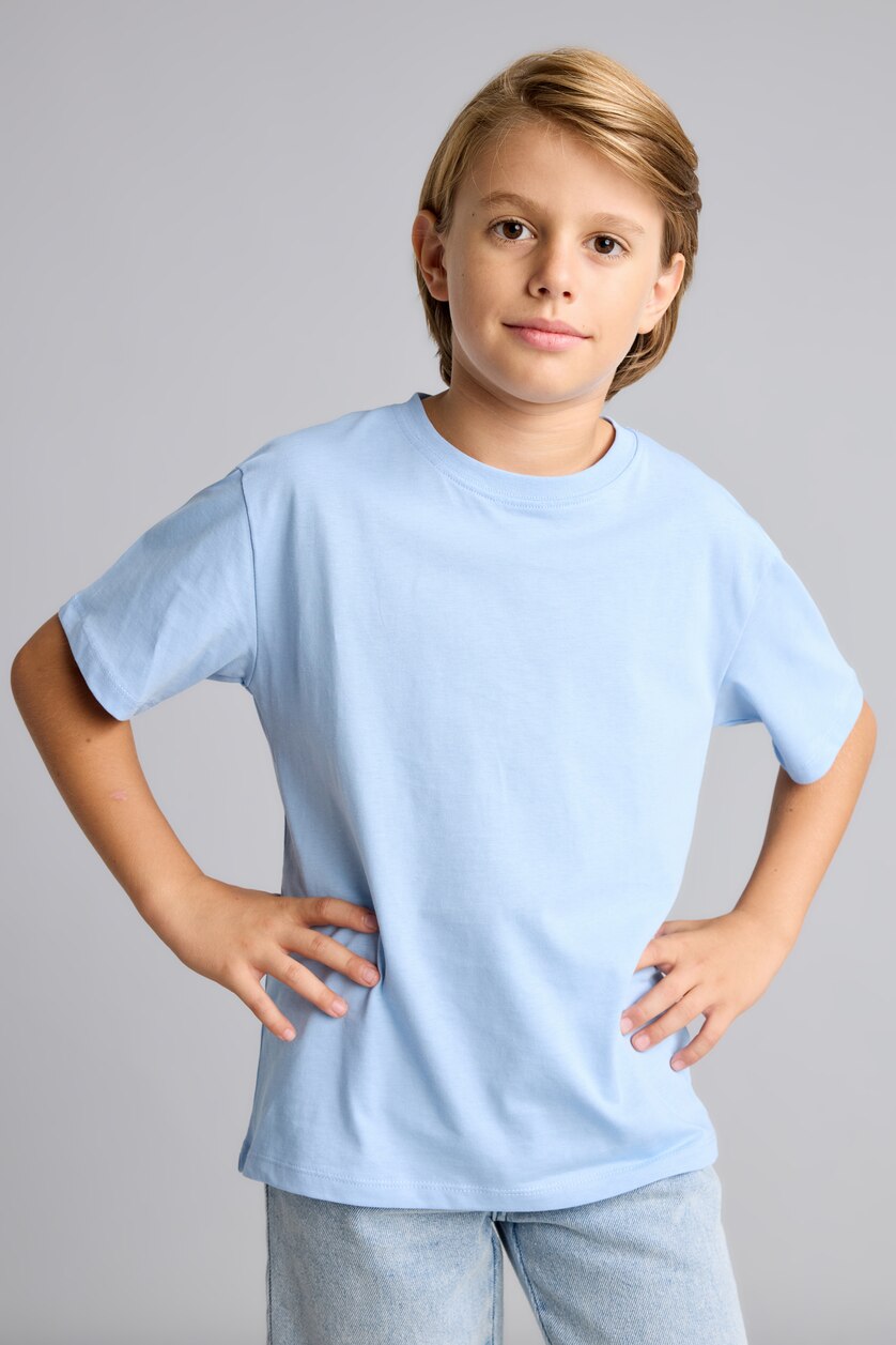 Boys & Teens Blue تيشيرت ولادي قطن 100% نص ردن قصة عادية