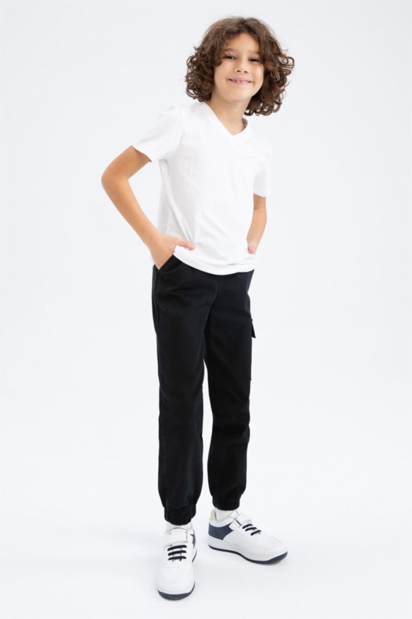 BOYS & TEENS White Boy V-Neck Short Sleeved T-Shirt