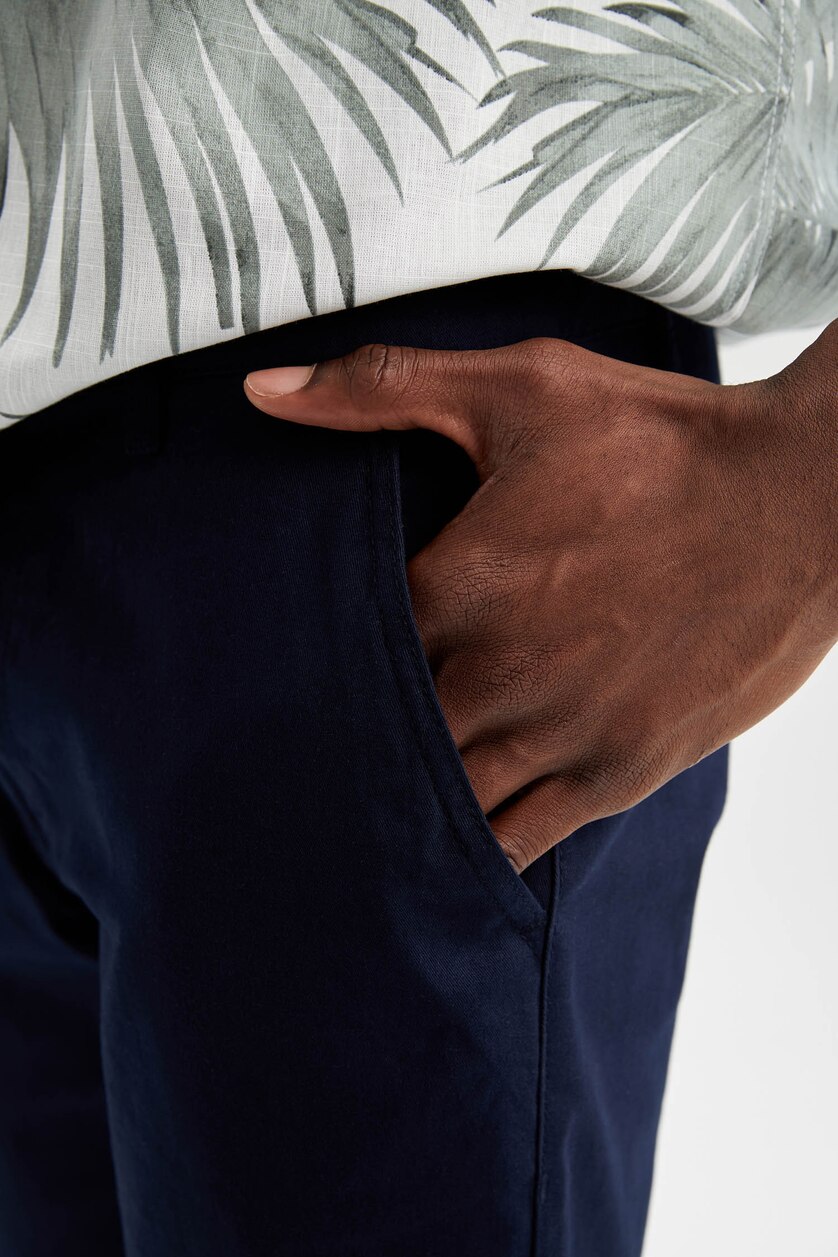 Navy MAN Regular Fit 2461040 | DeFacto