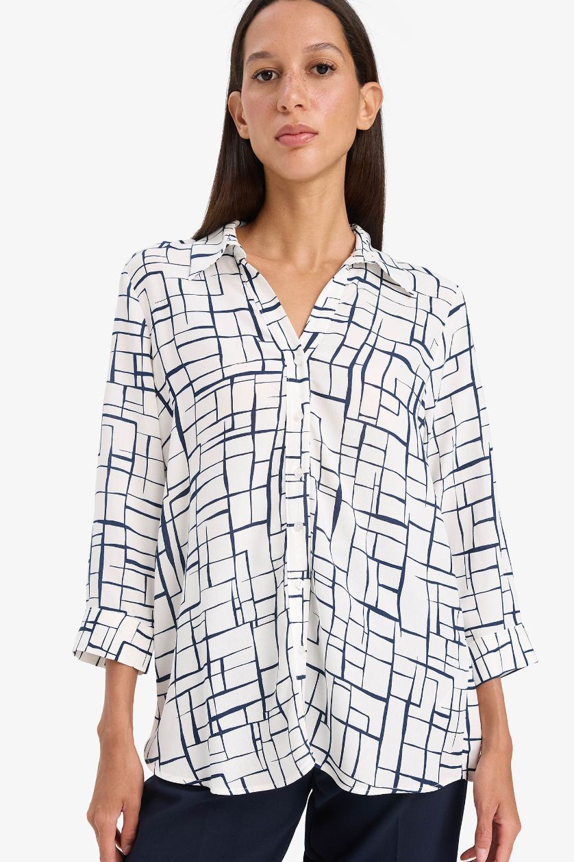 Kadın Kırık Beyaz Regular Fit Kareli Uzun Kollu Gömlek