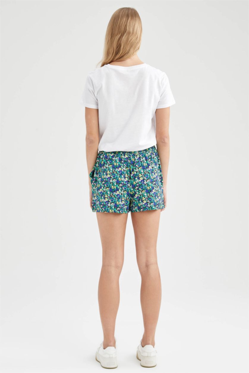 FEMME Violet Mini-short en viscose à motifs Coupe régulière à taille élastique