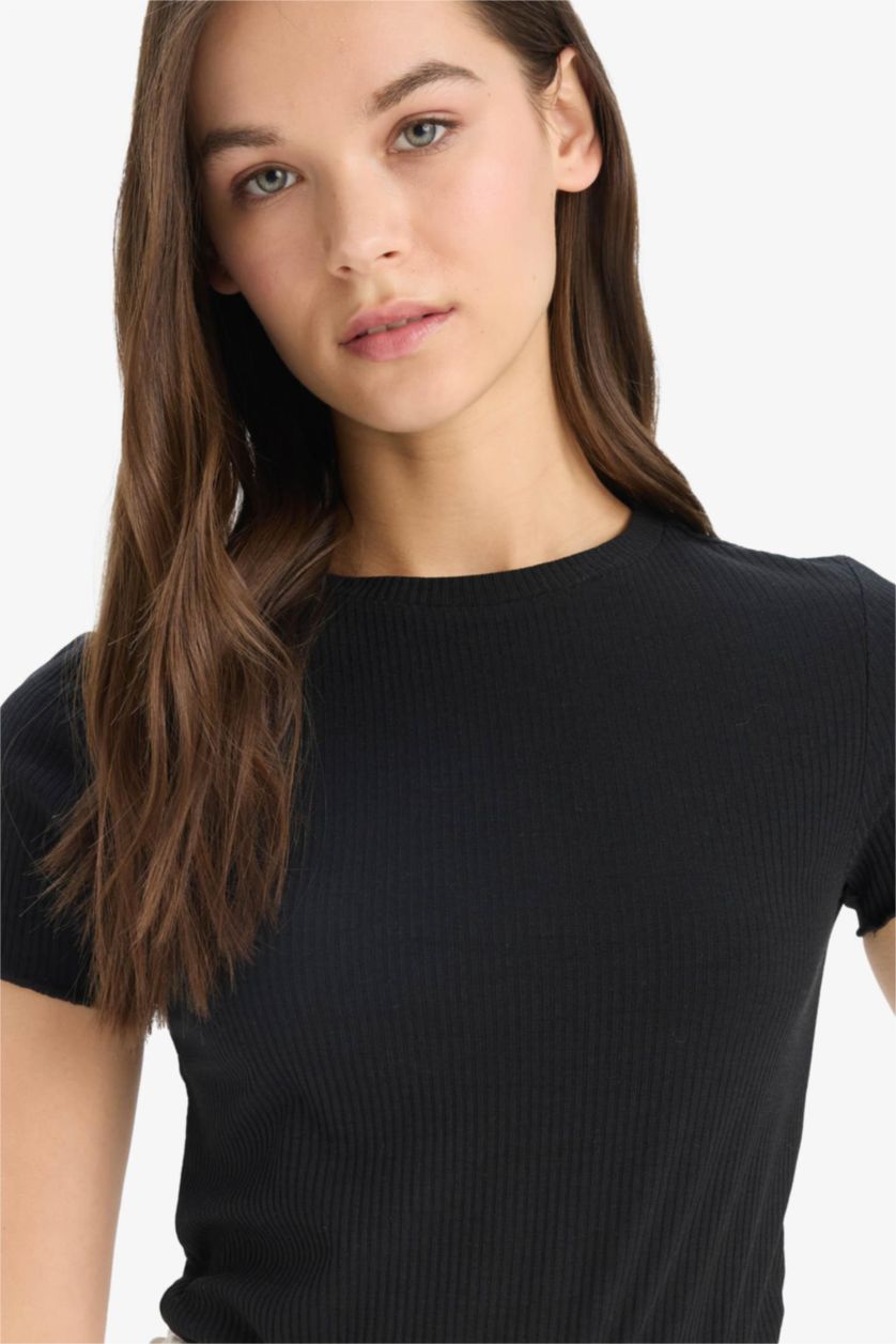 حريمي أسود Slim Fit Camisole Short Sleeve T-Shirt