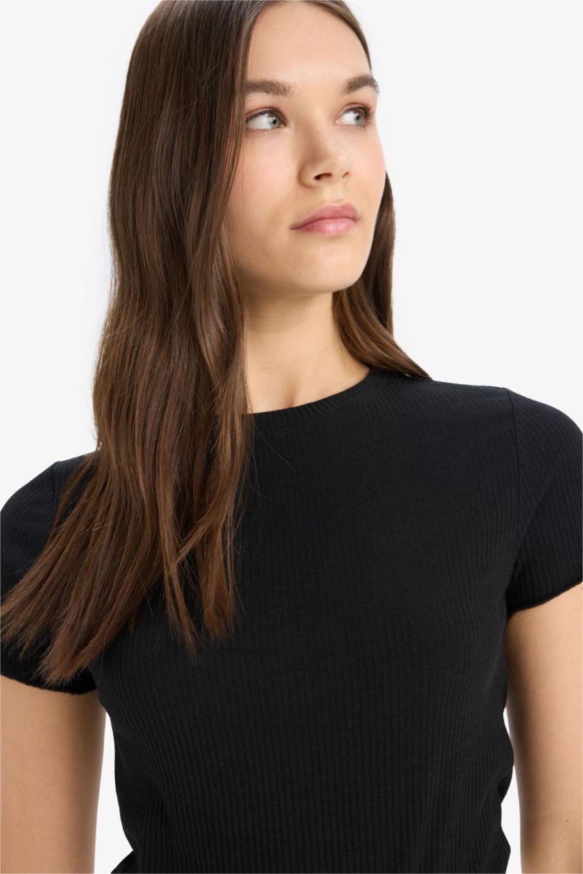 حريمي أسود Slim Fit Camisole Short Sleeve T-Shirt