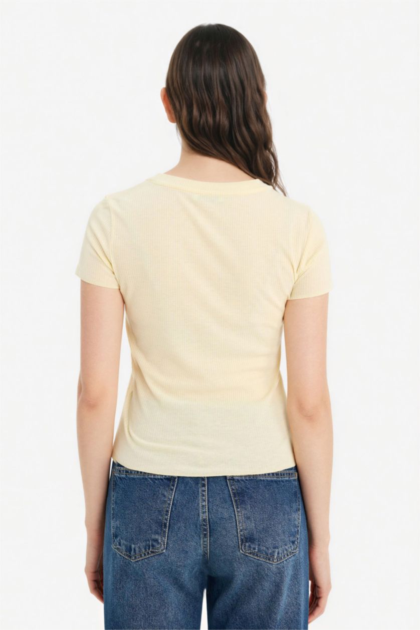 Женщины Песочный Футболка кашкорсе Fitted в рубчик с круглым вырезом и коротким рукавом