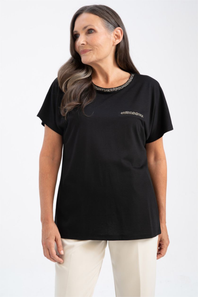 WOMAN Black Short Sleeve T-Shirt