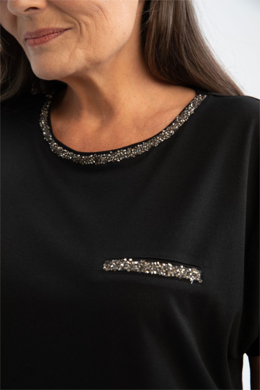 WOMAN Black Short Sleeve T-Shirt