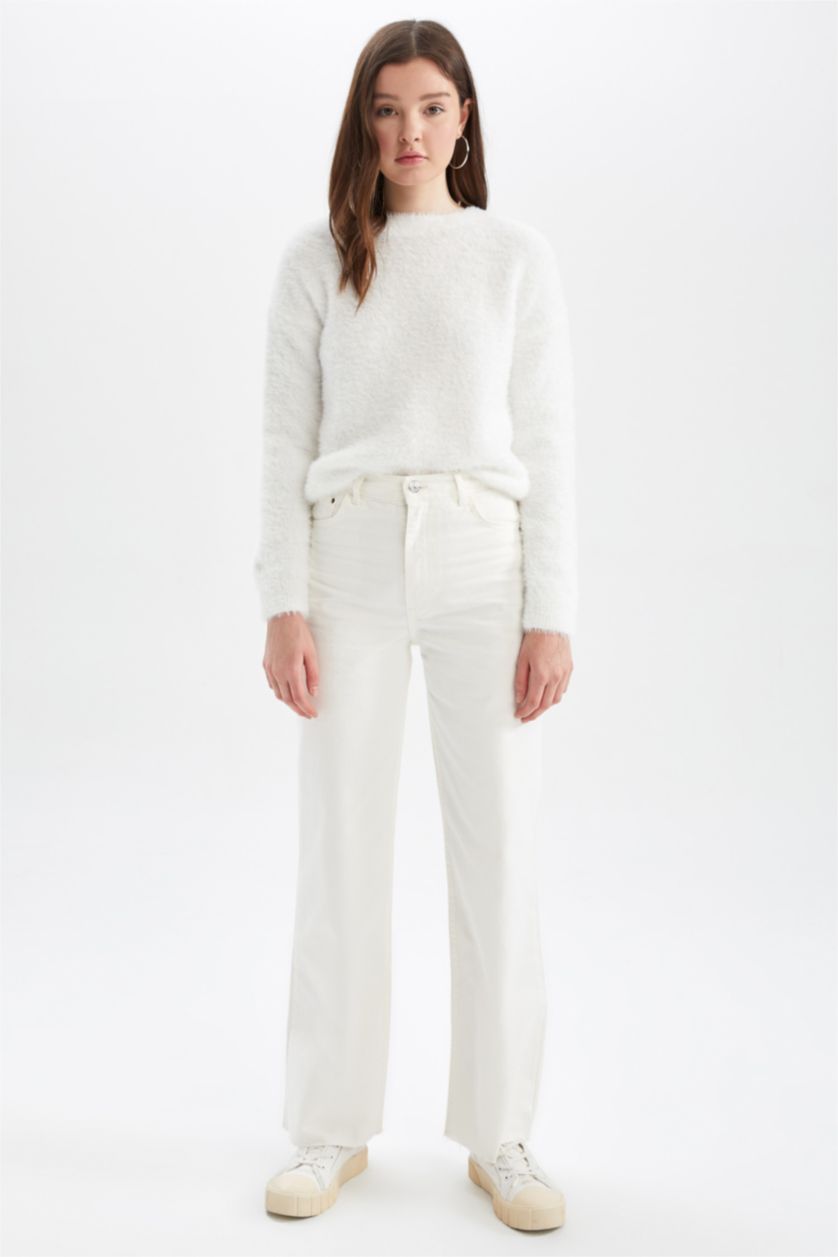 Kadın Ekru Regular Fıt Kazak