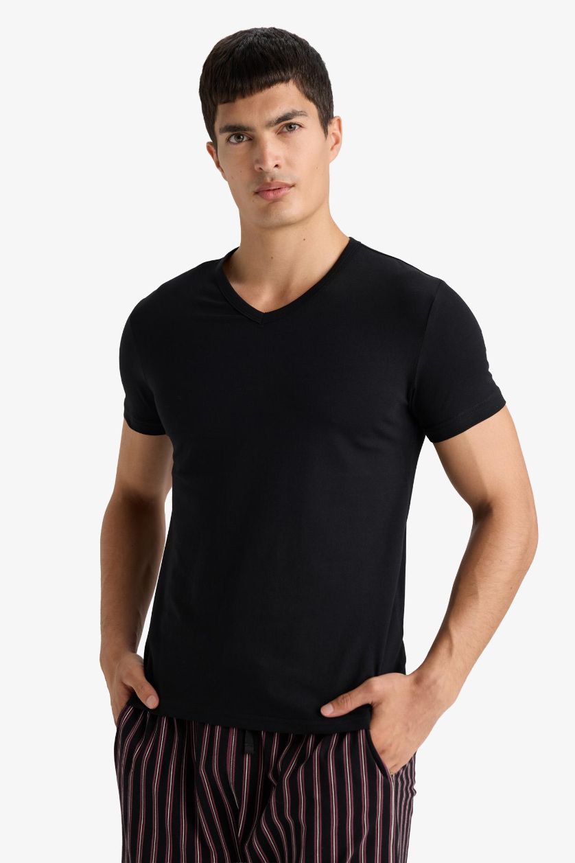 MAN Black Slim Fit Short Sleeve Knitted Tops