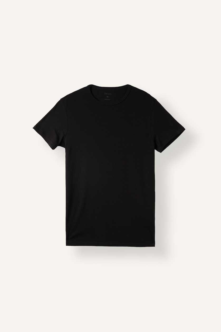 Men Black Slim Fit Knitted Tops