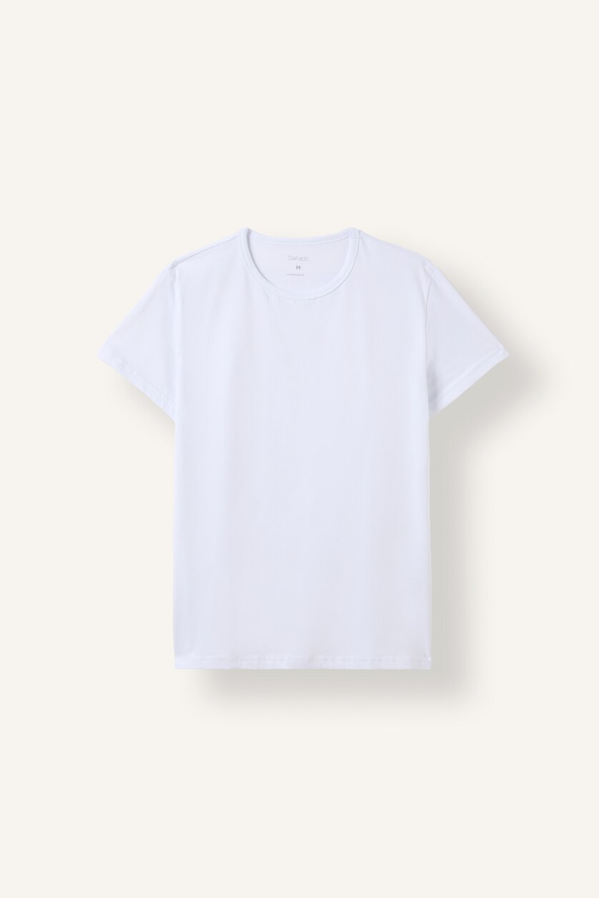 Men White Slim Fit Knitted Tops