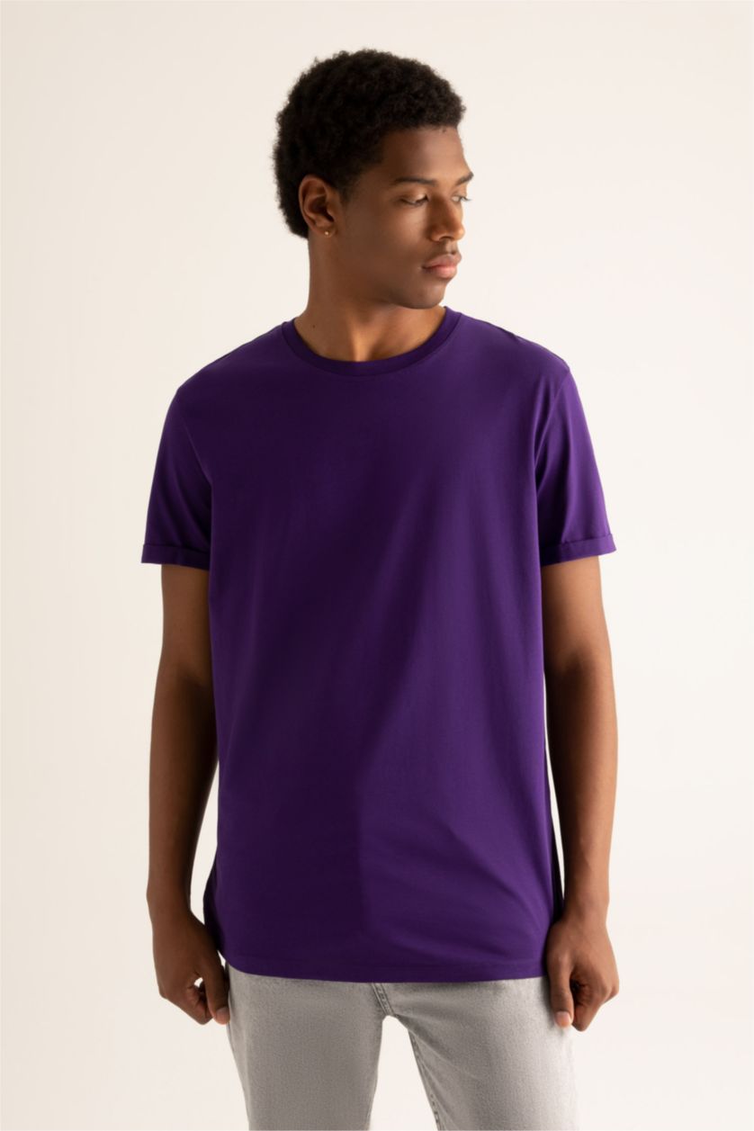 HOMME Violet T-shirt basique à manches courtes et col rond coupe longue