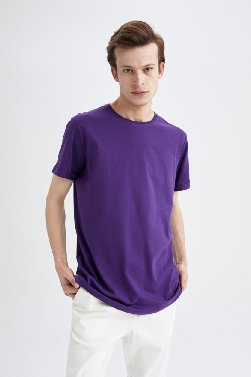 HOMME Violet T-shirt basique à manches courtes et col rond coupe longue