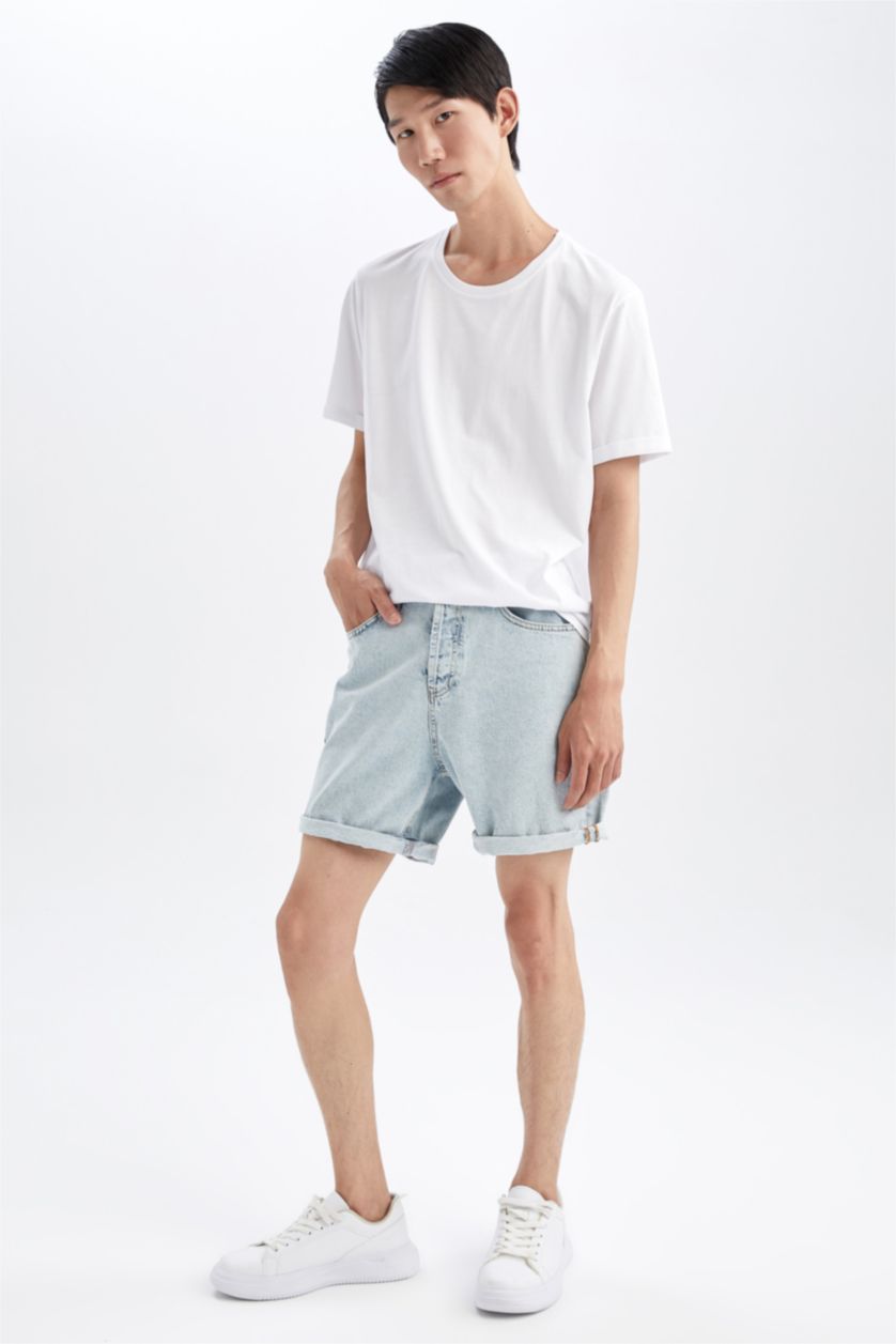 رجالي أبيض Long Fit Short Sleeve T-Shirt