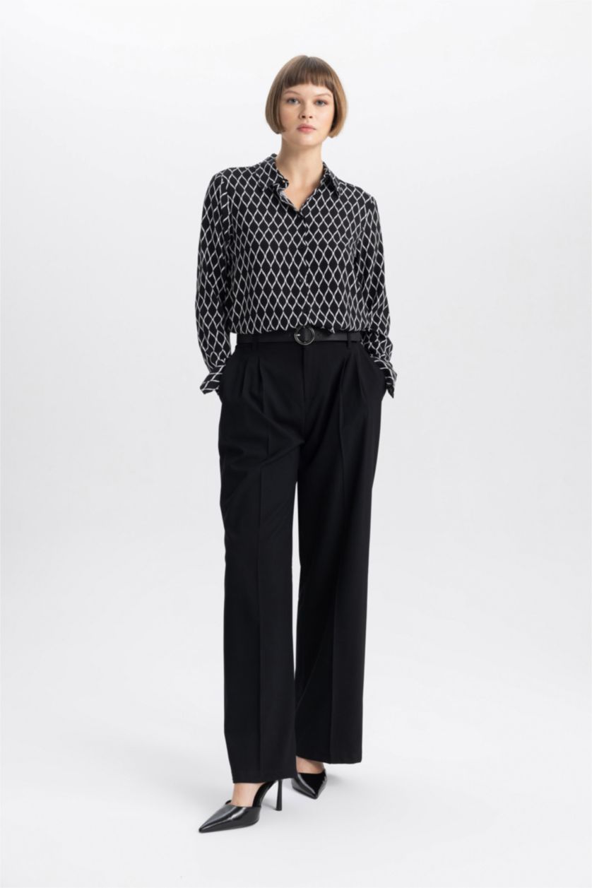 FEMME Noir Chemise Coupe Régulière à Col Boutonné Et Texture Manches Longues