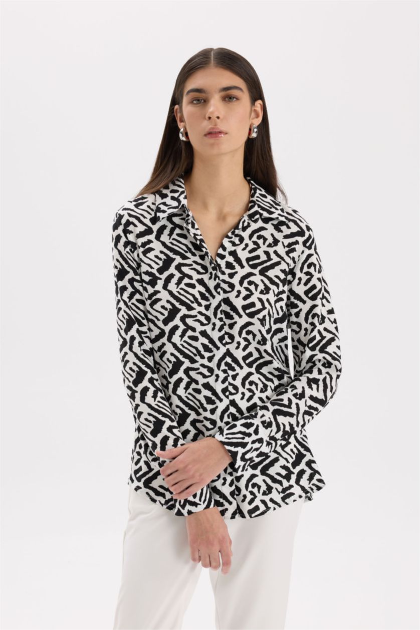 نساء كحلي قميص ردن طويل قصة عادية