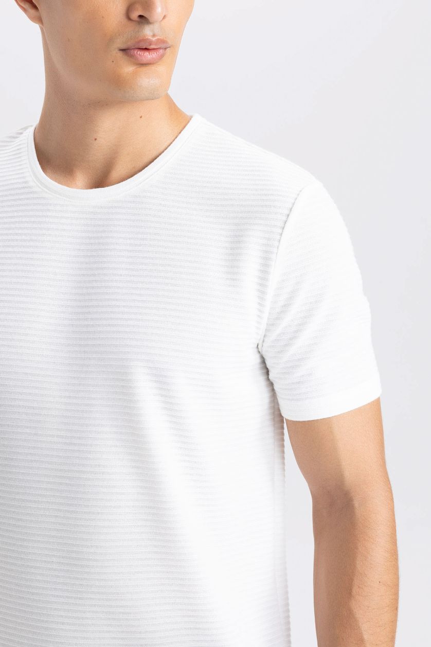 رجالي بيج فاتح تيشيرت نص كم سليم فيت بياقة مستديرة