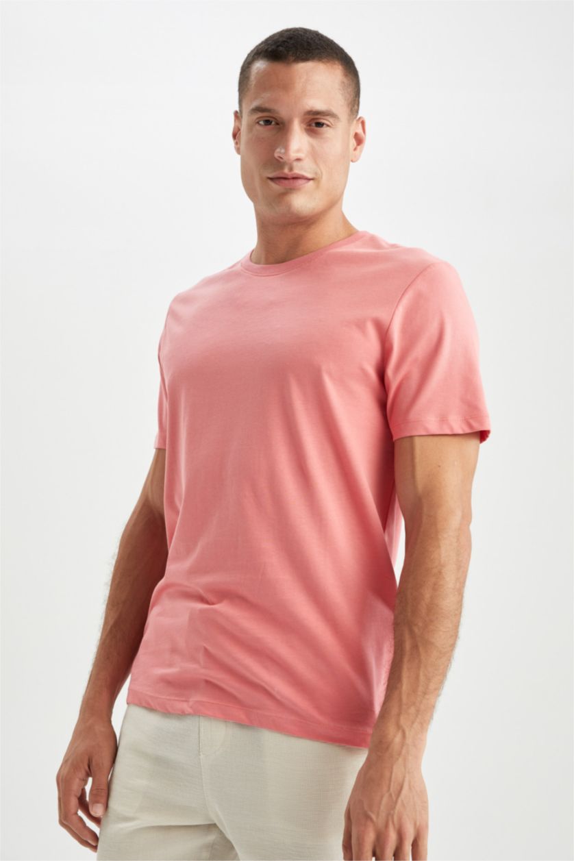 MAN Rose Regular Fit Crew Neck Basic T-Shirt