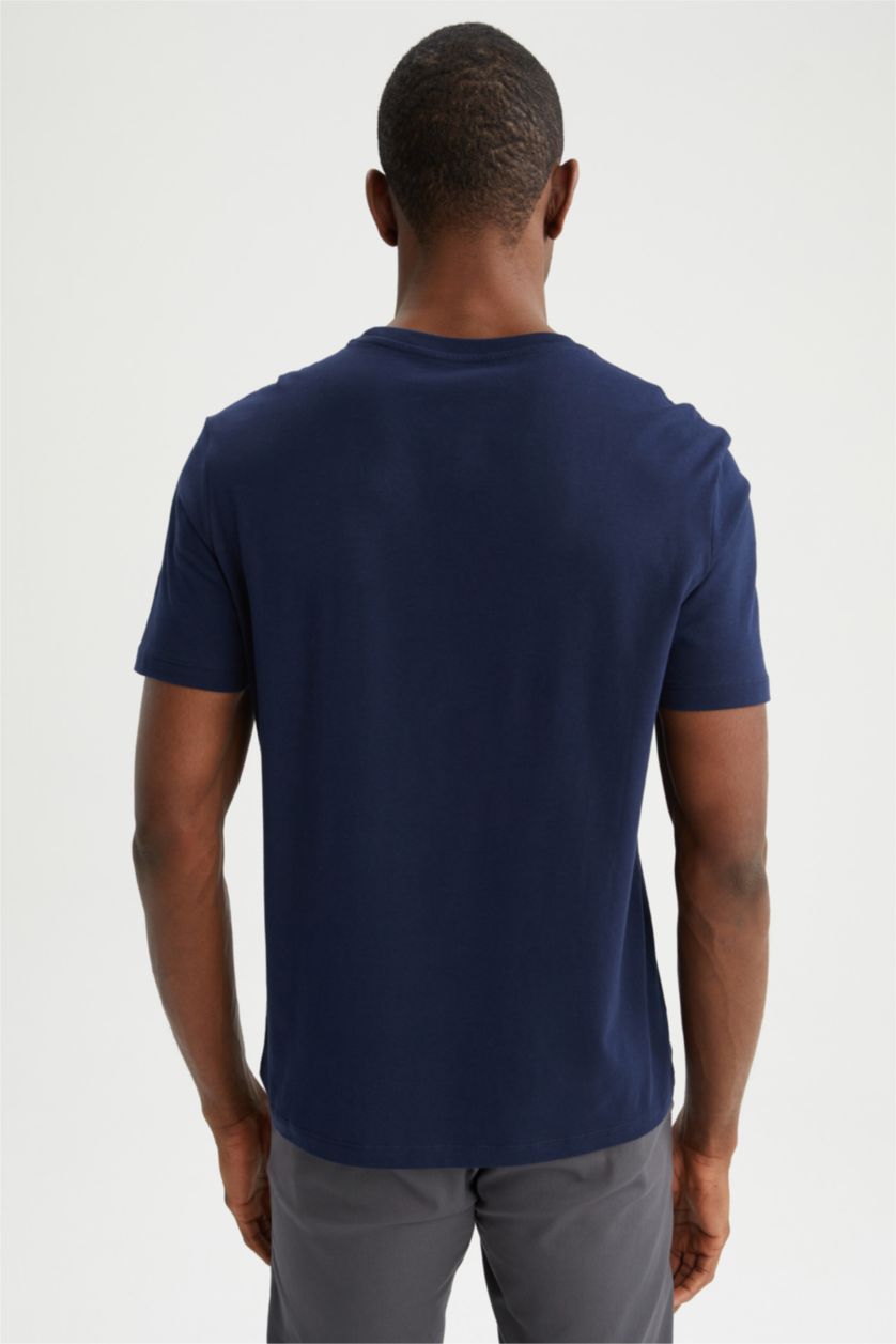 MAN NAVY Regular Fit Short Sleeve T-Shirt