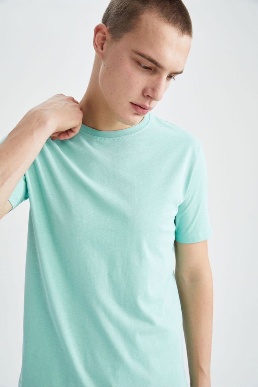 رجال فيروزي تي شيرت أساسي بياقة مستديرة وقصة عادية