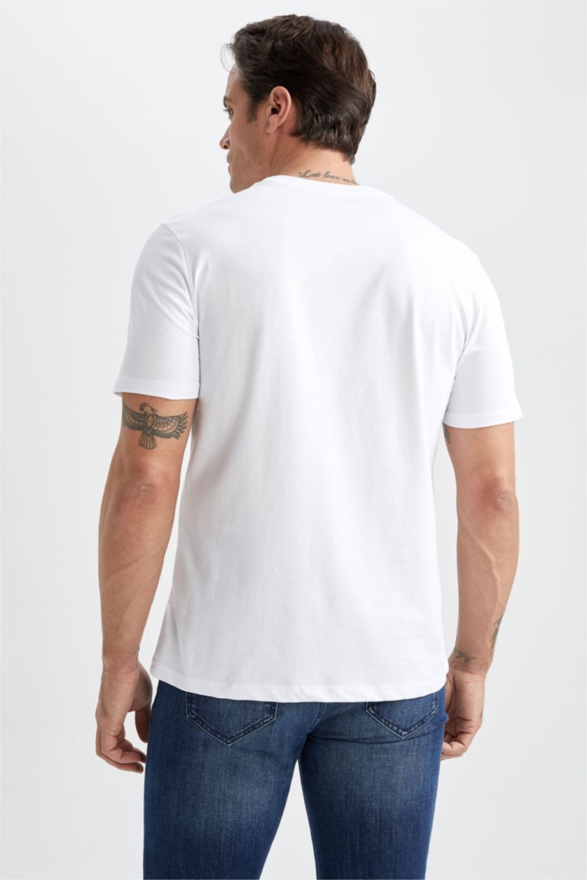 MAN White Regular Fit Short Sleeve T-Shirt