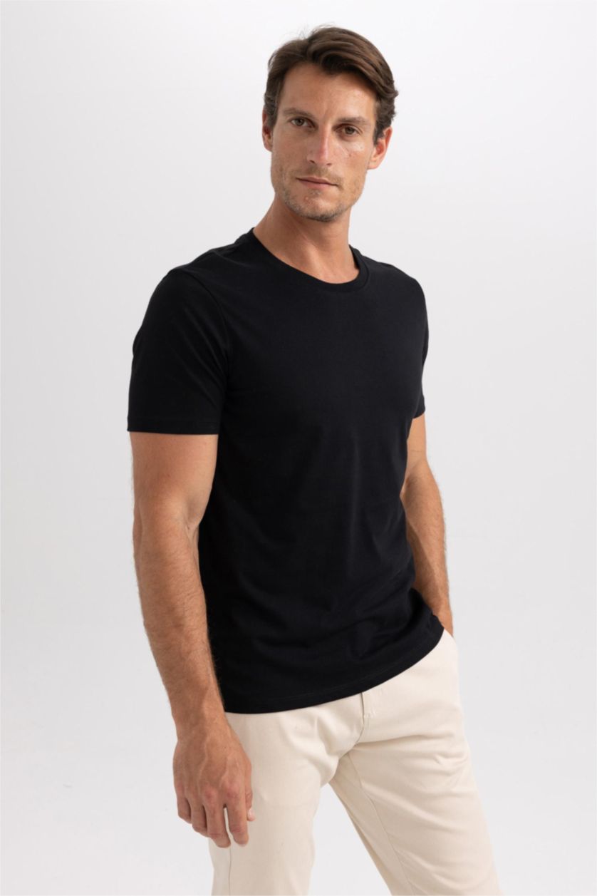 Man Black Regular Fit Crew Neck Basic Cotton T-Shirt