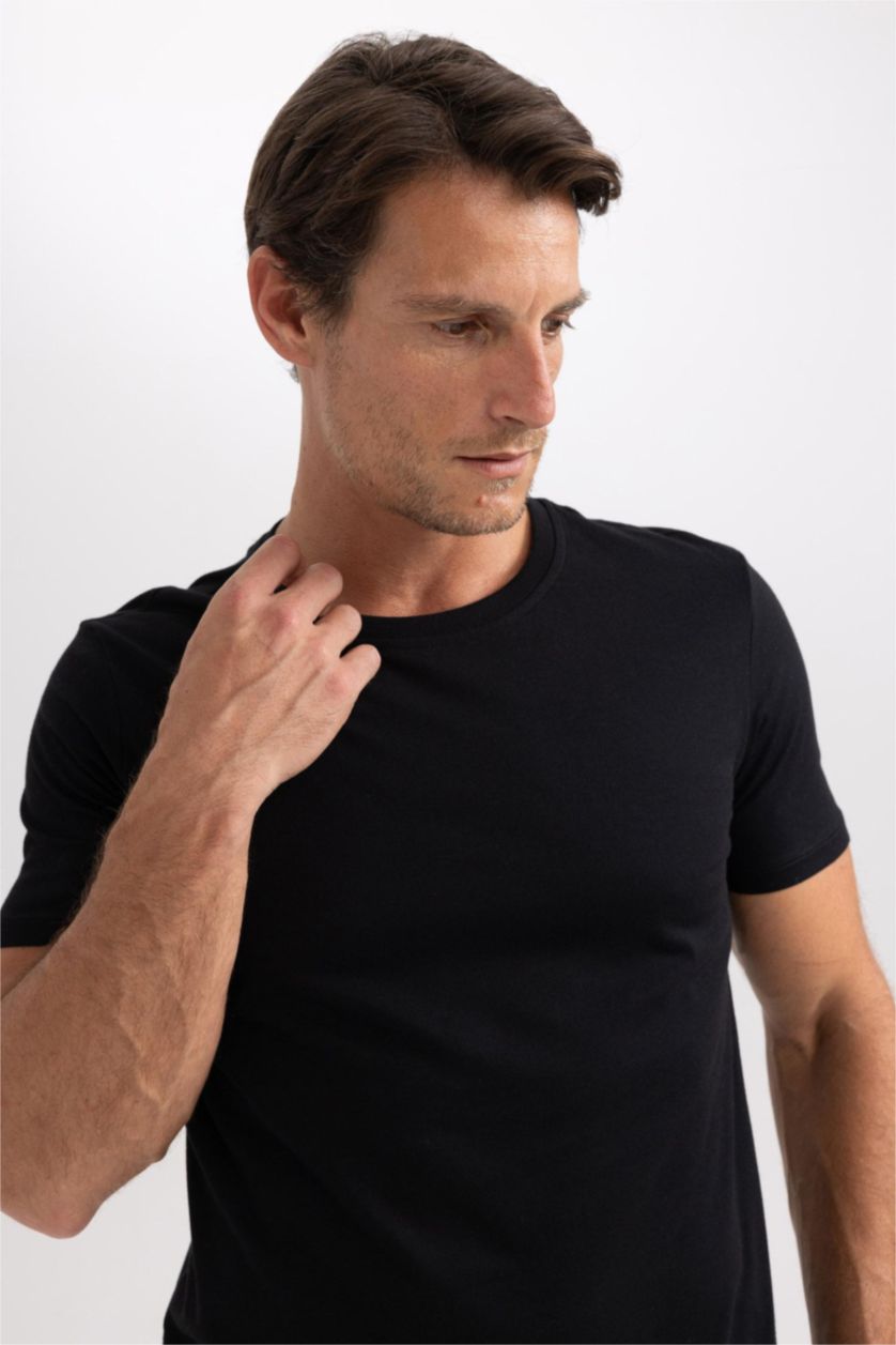 Man Black Regular Fit Crew Neck Basic Cotton T-Shirt