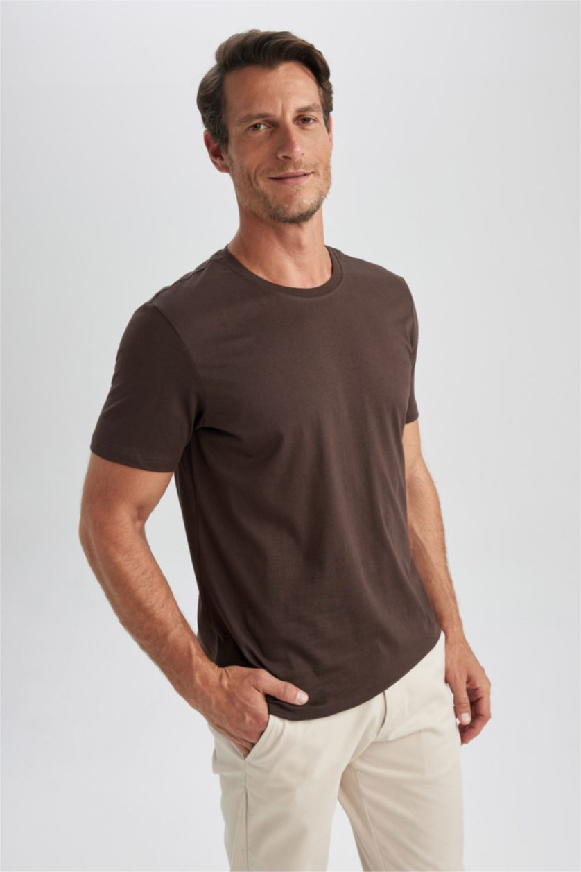 رجالي بني Regular Fit Short Sleeve T-Shirt