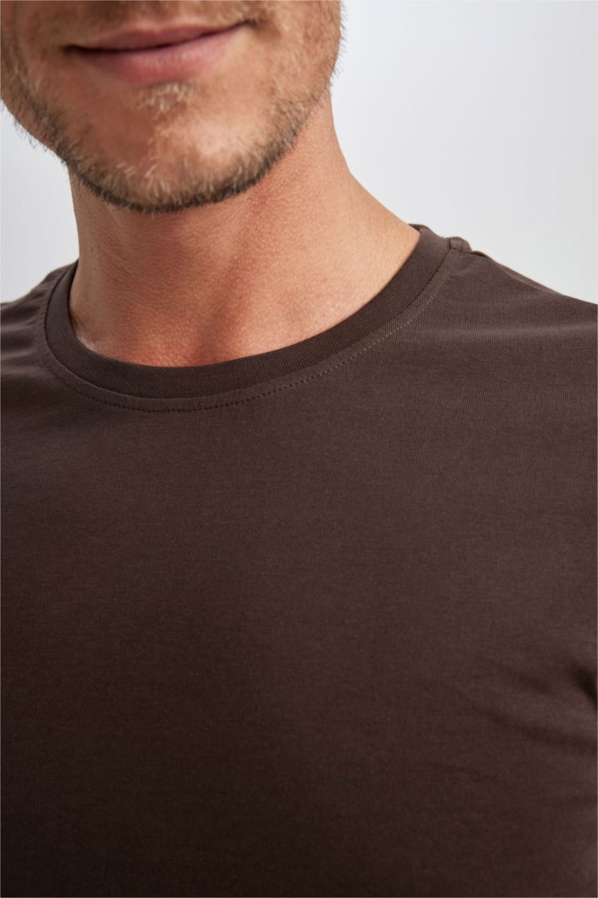 رجالي بني Regular Fit Short Sleeve T-Shirt