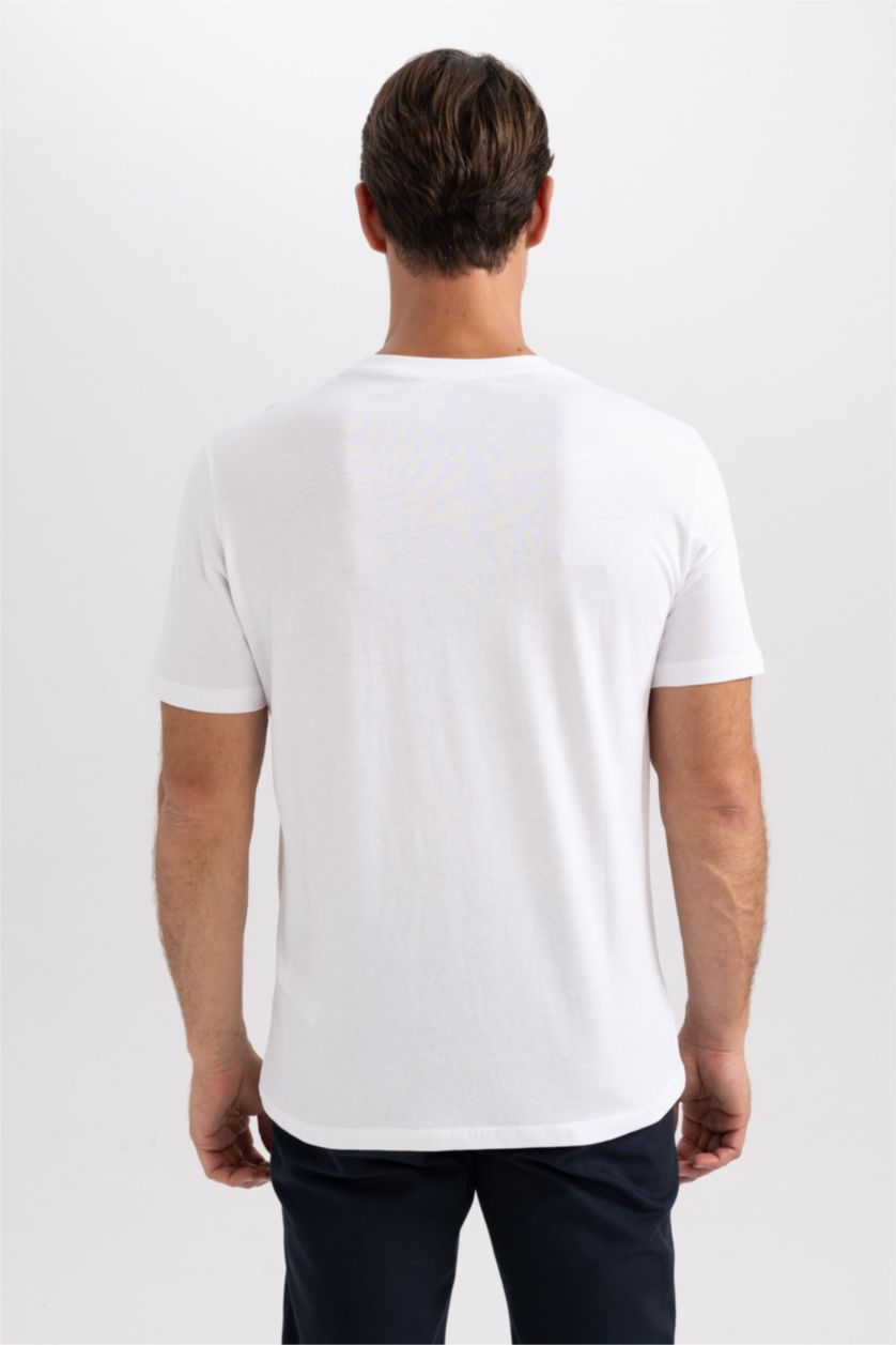 MAN White Regular Fit Short Sleeve T-Shirt
