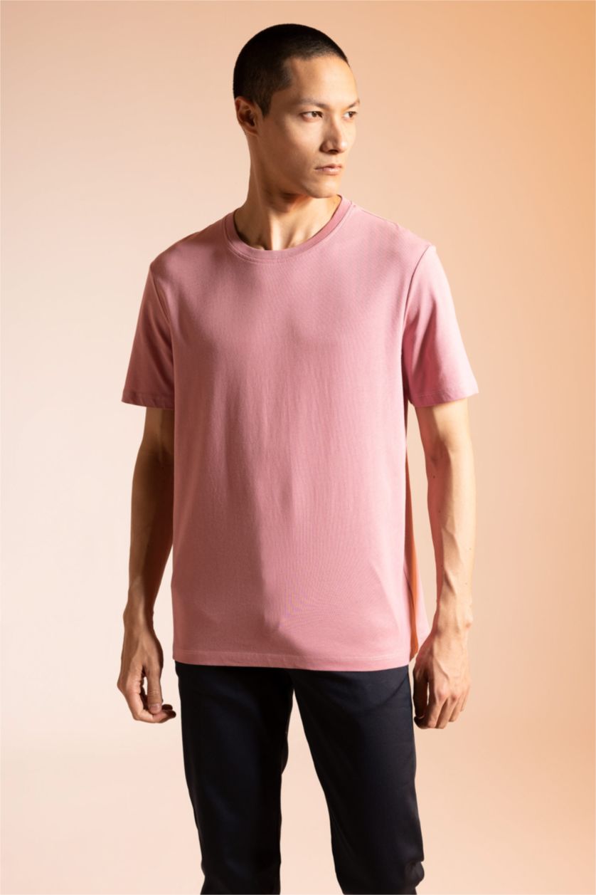 رجالي وردي غامق Regular Fit Short Sleeve T-Shirt