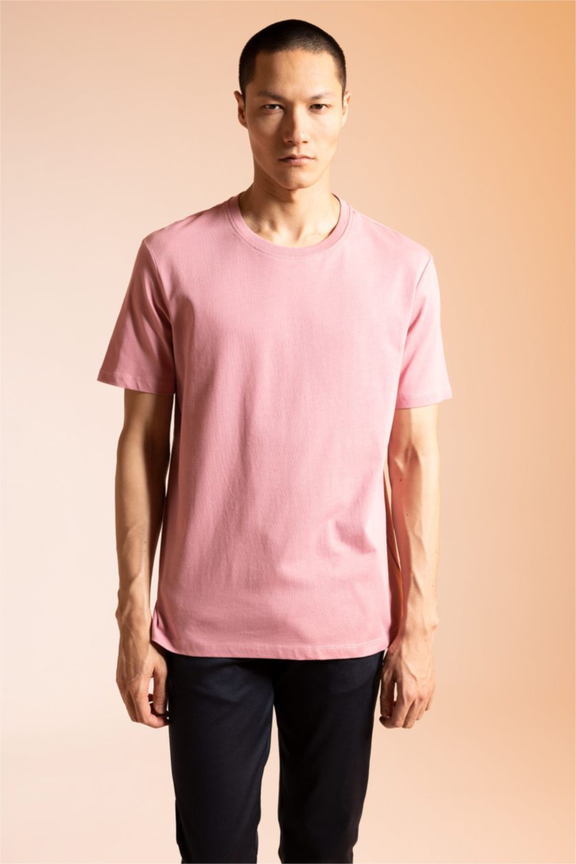 رجالي وردي غامق Regular Fit Short Sleeve T-Shirt