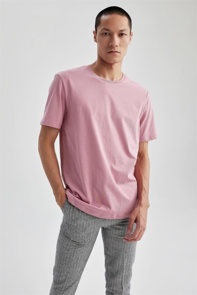 رجالي وردي غامق Regular Fit Short Sleeve T-Shirt