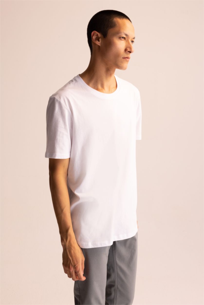 MAN White Regular Fit Short Sleeve T-Shirt