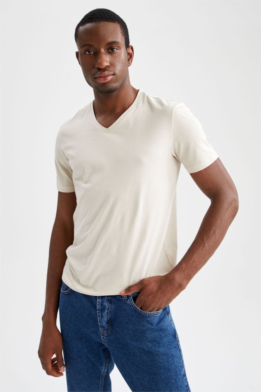 Man Stone Slim Fit V Neck Short Sleeve T-Shirt