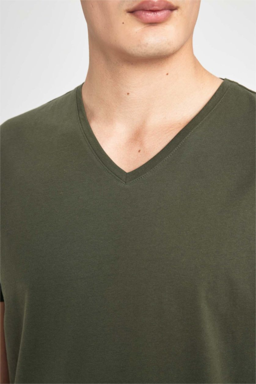 Erkek Haki %100 Pamuk Slim Fit Dar Kesim V Yaka Basic Düz Kısa Kollu Tişört