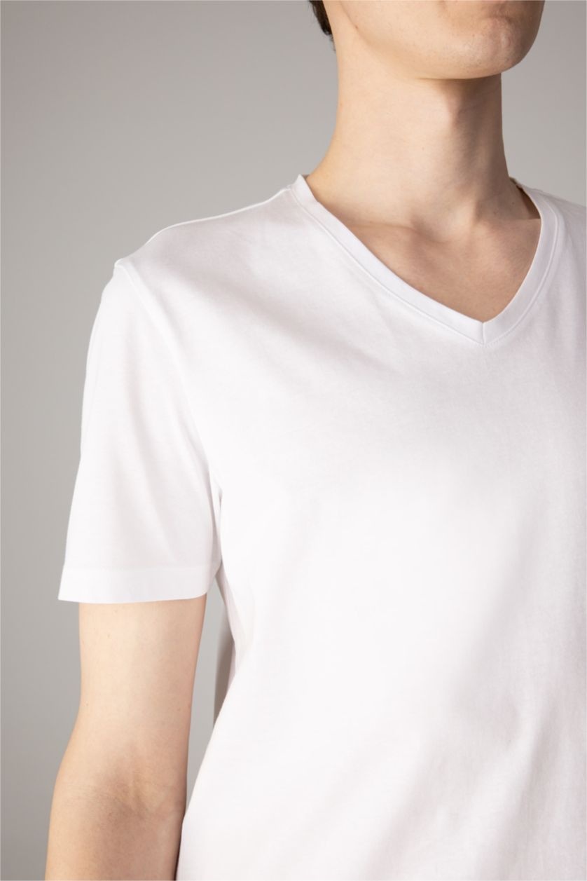Men White Slim Fit V-Neck Basic Short Sleeve T-Shirt