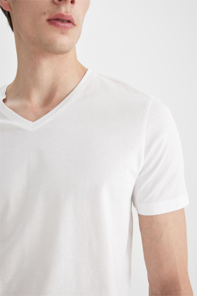Men White Slim Fit V-Neck Basic Short Sleeve T-Shirt