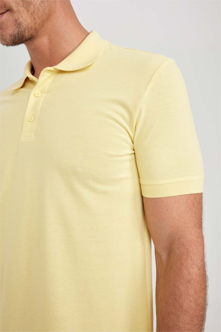 رجال أصفر تي شيرت بولو قصة عادية