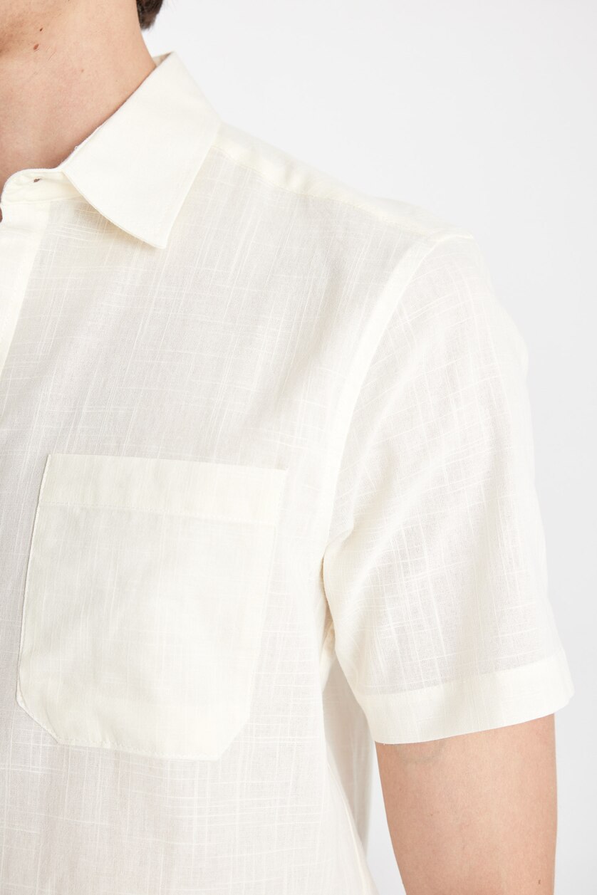 رجالي اللون الرملي Regular Fit Cotton Short Sleeve Shirt