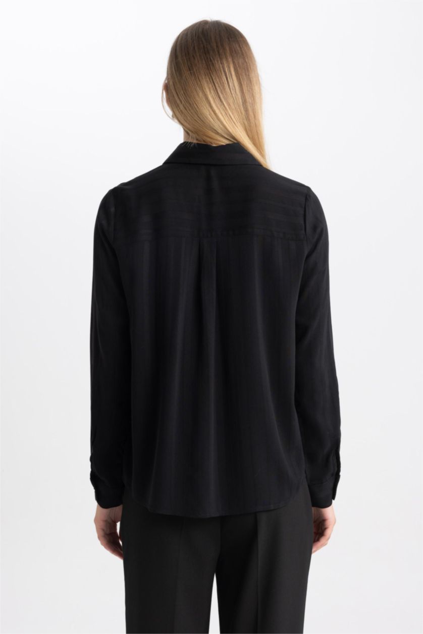 نساء أسود قميص كم طويل وقصة عادية