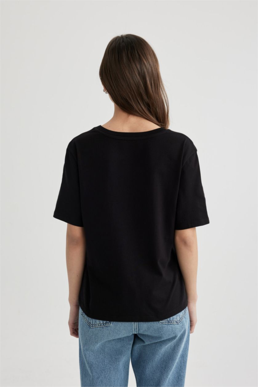 حريمي أسود تي شيرت بيزك قطن قصة عادية وياقة V