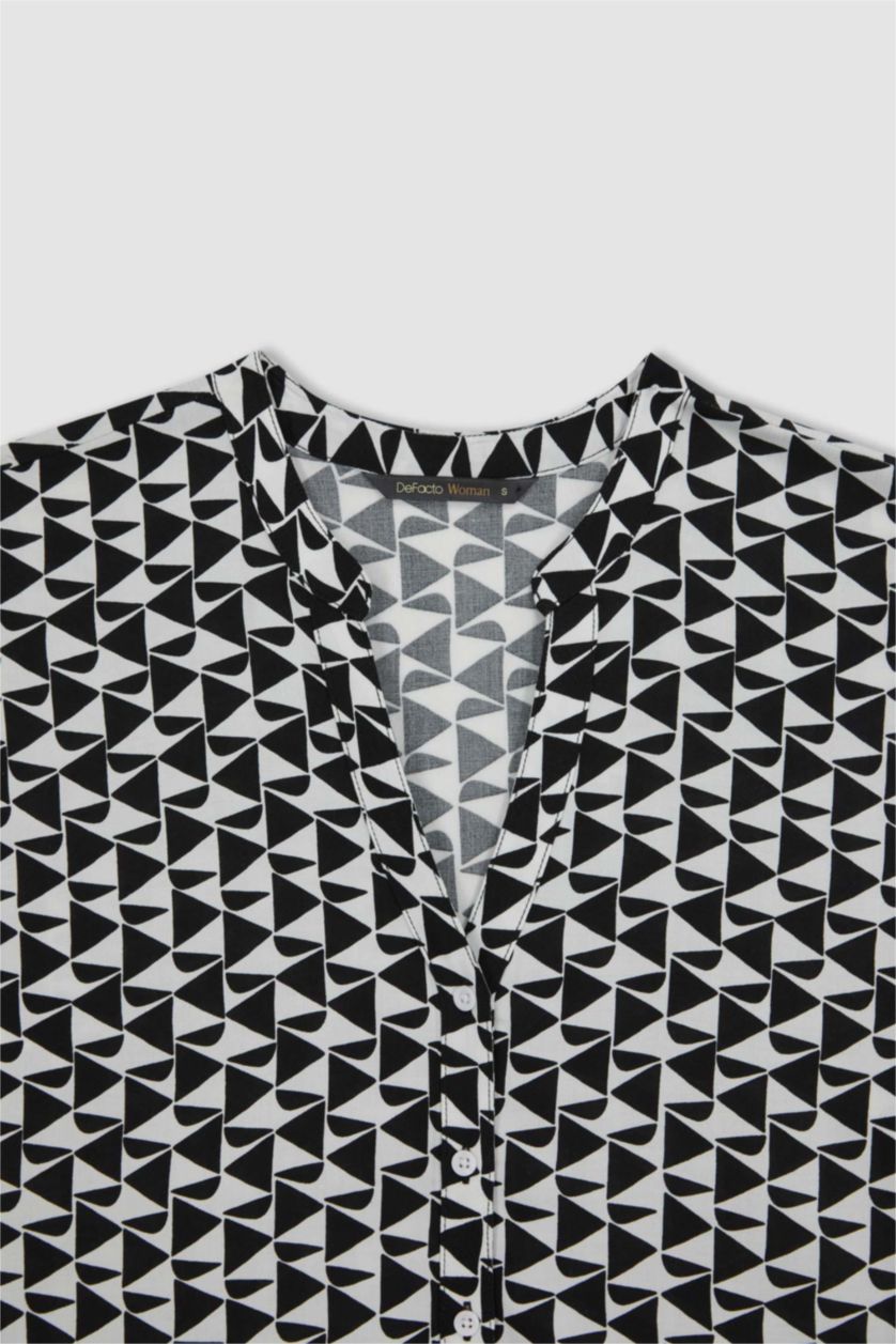 FEMME Noir Chemise à manches courtes et col rond coupe classique