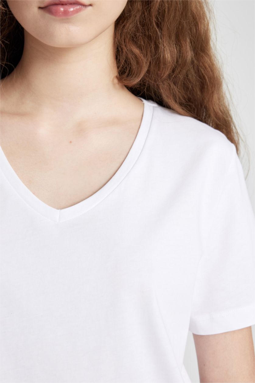 WOMAN White Regular Fit Short Sleeve Maternity T-Shirt