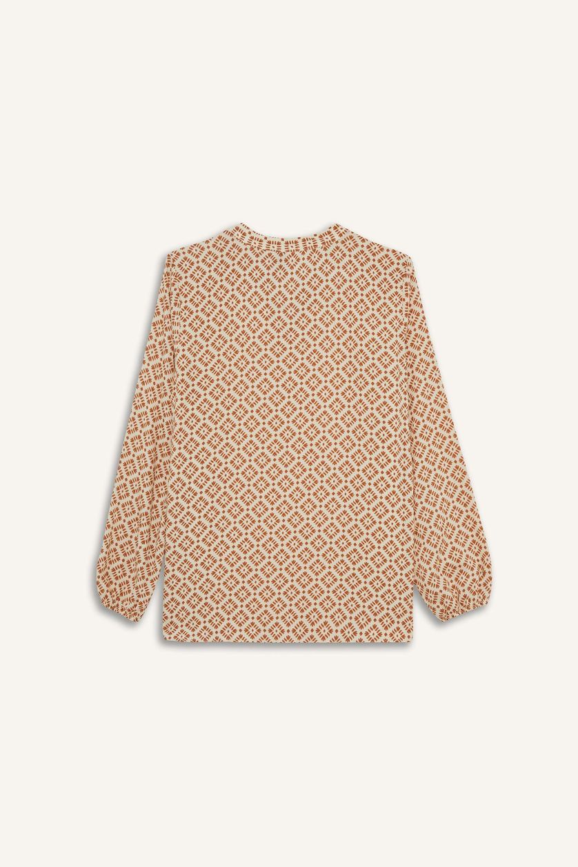 Woman Light Rose Regular Fit Crew Neck Printed Long Sleeve Blouse