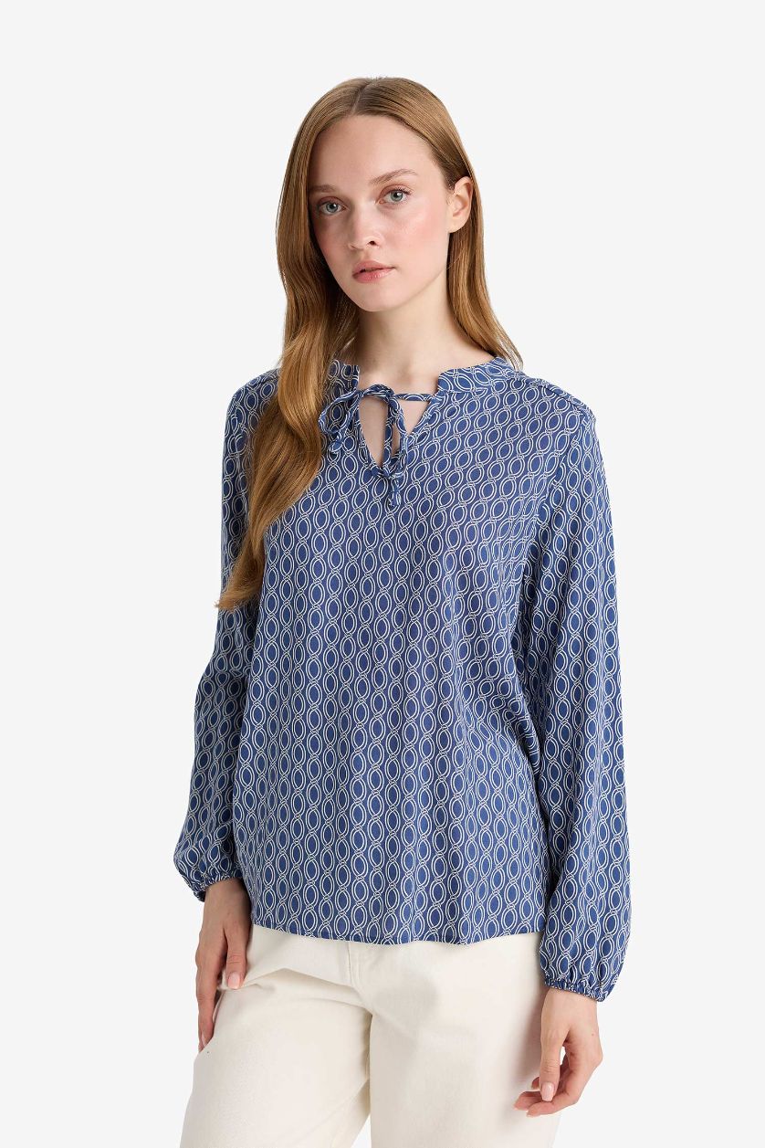Kadın İndigo Regular Fit Bağcıklı Yaka Desenli Uzun Kollu Bluz